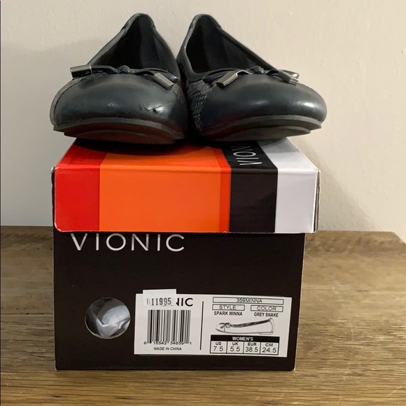 Vionic Grey Snake Flats - Picture 2 of 8